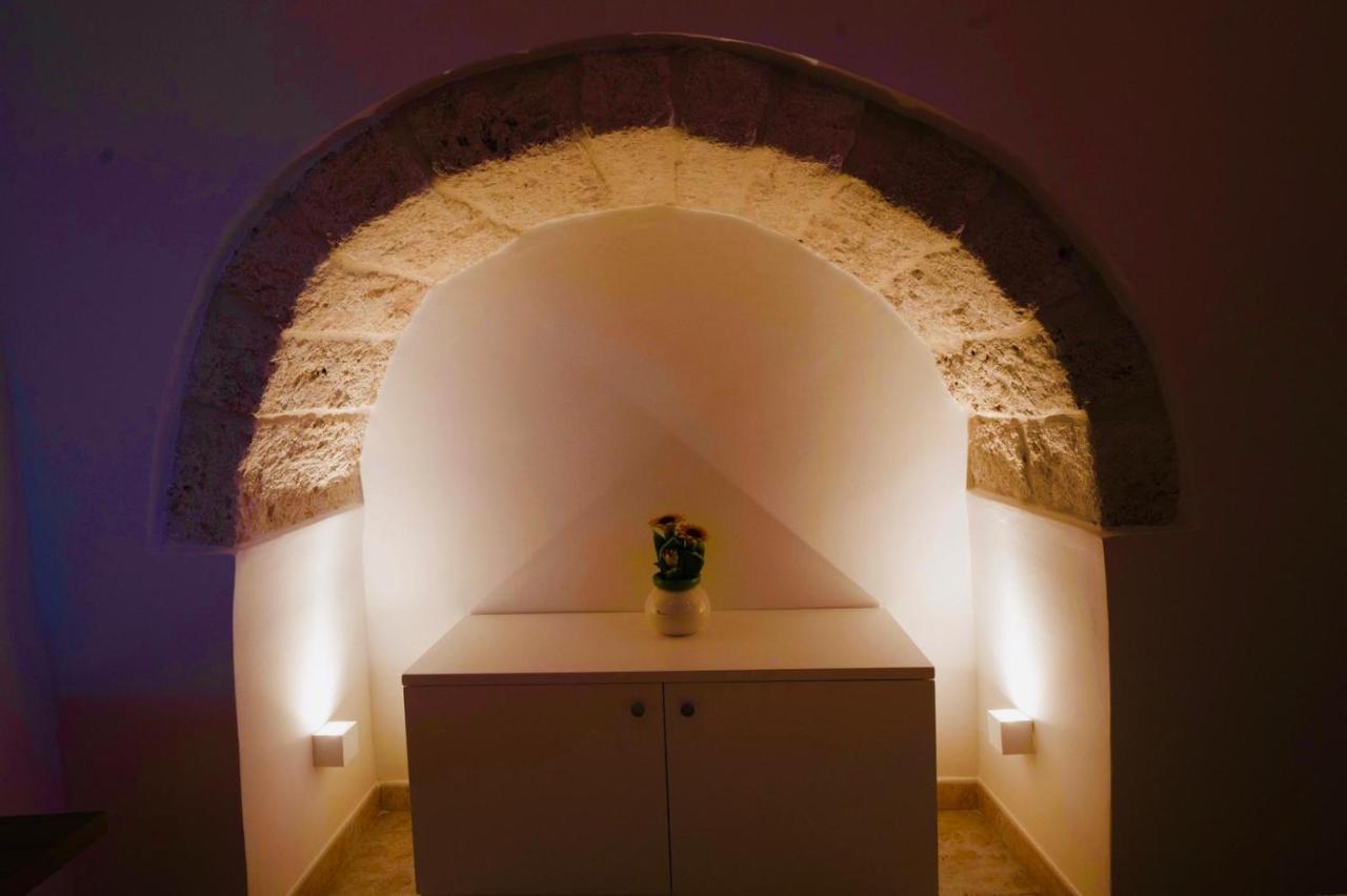 Гостевой дом Ml Vacanze In Puglia Trullo Maestro Альберобелло Экстерьер фото